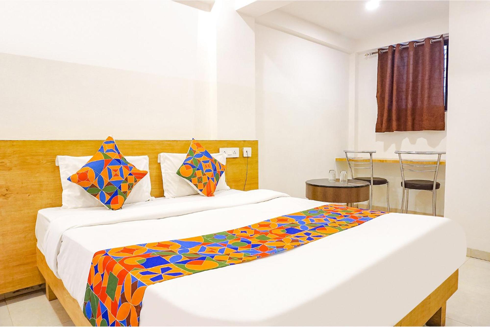 Fabhotel Saffron Inn I - Nr Darshan Museum Πούνε Εξωτερικό φωτογραφία