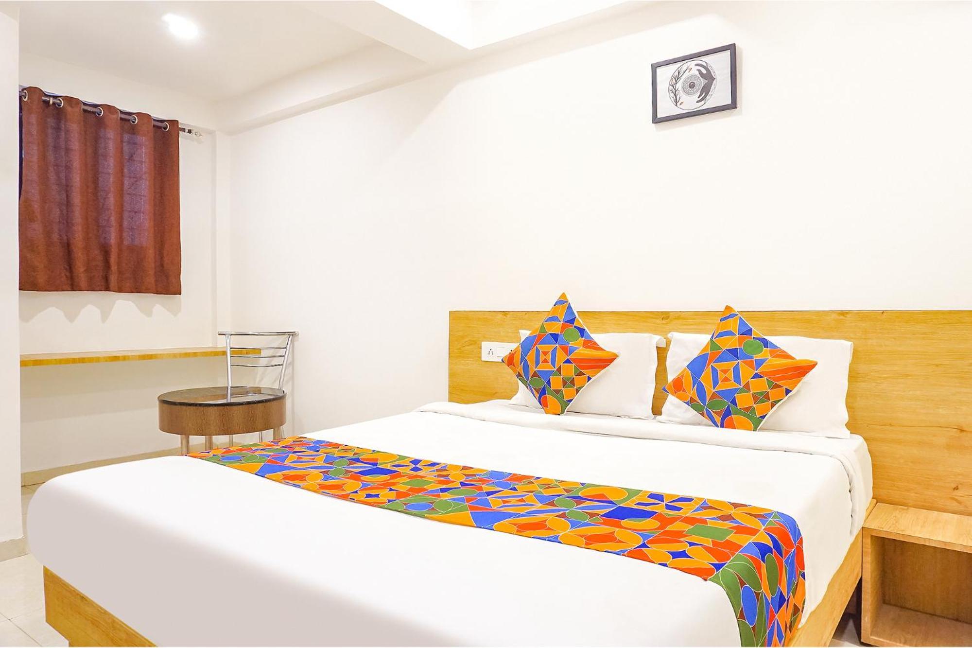 Fabhotel Saffron Inn I - Nr Darshan Museum Πούνε Εξωτερικό φωτογραφία