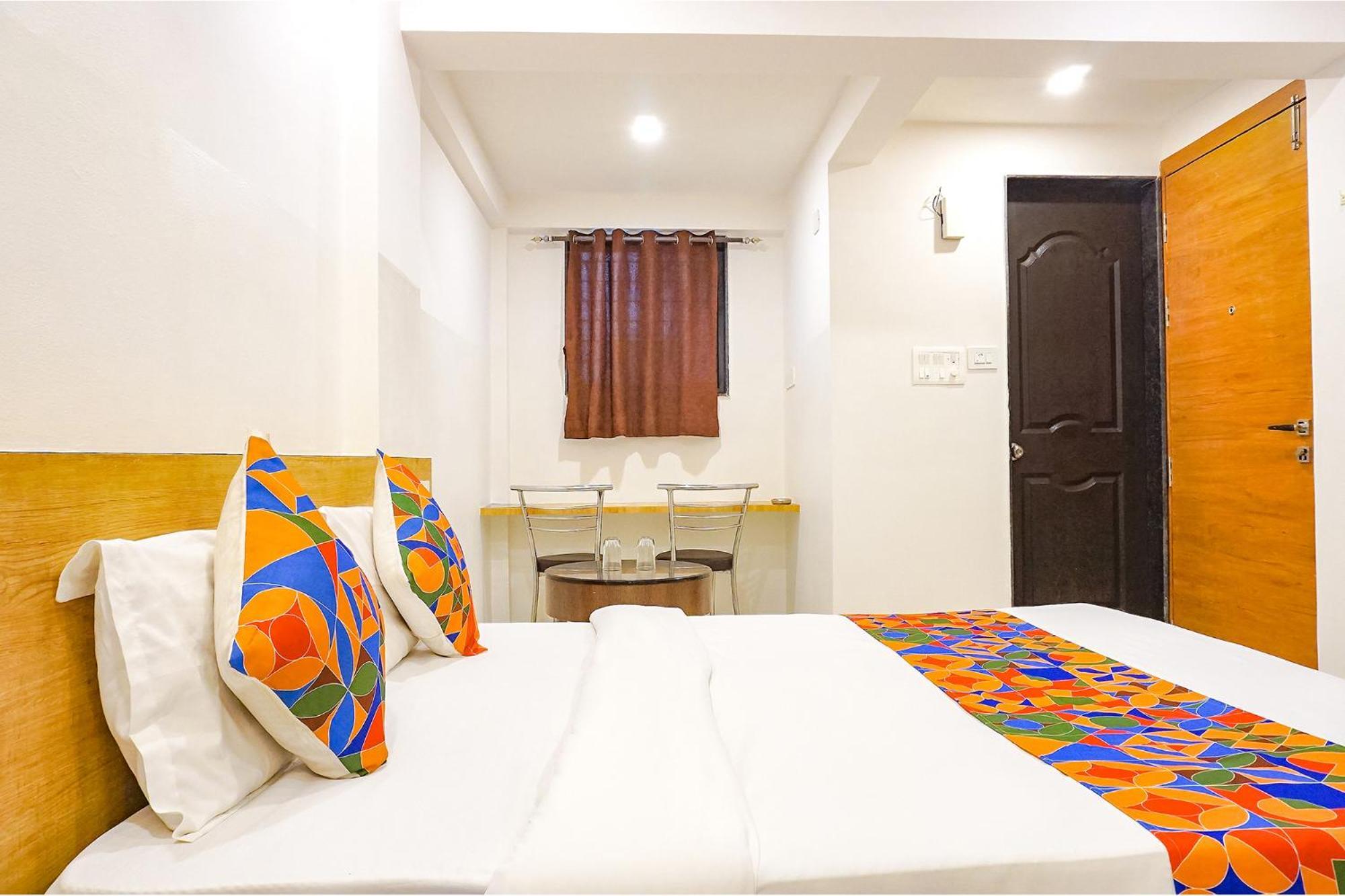 Fabhotel Saffron Inn I - Nr Darshan Museum Πούνε Εξωτερικό φωτογραφία