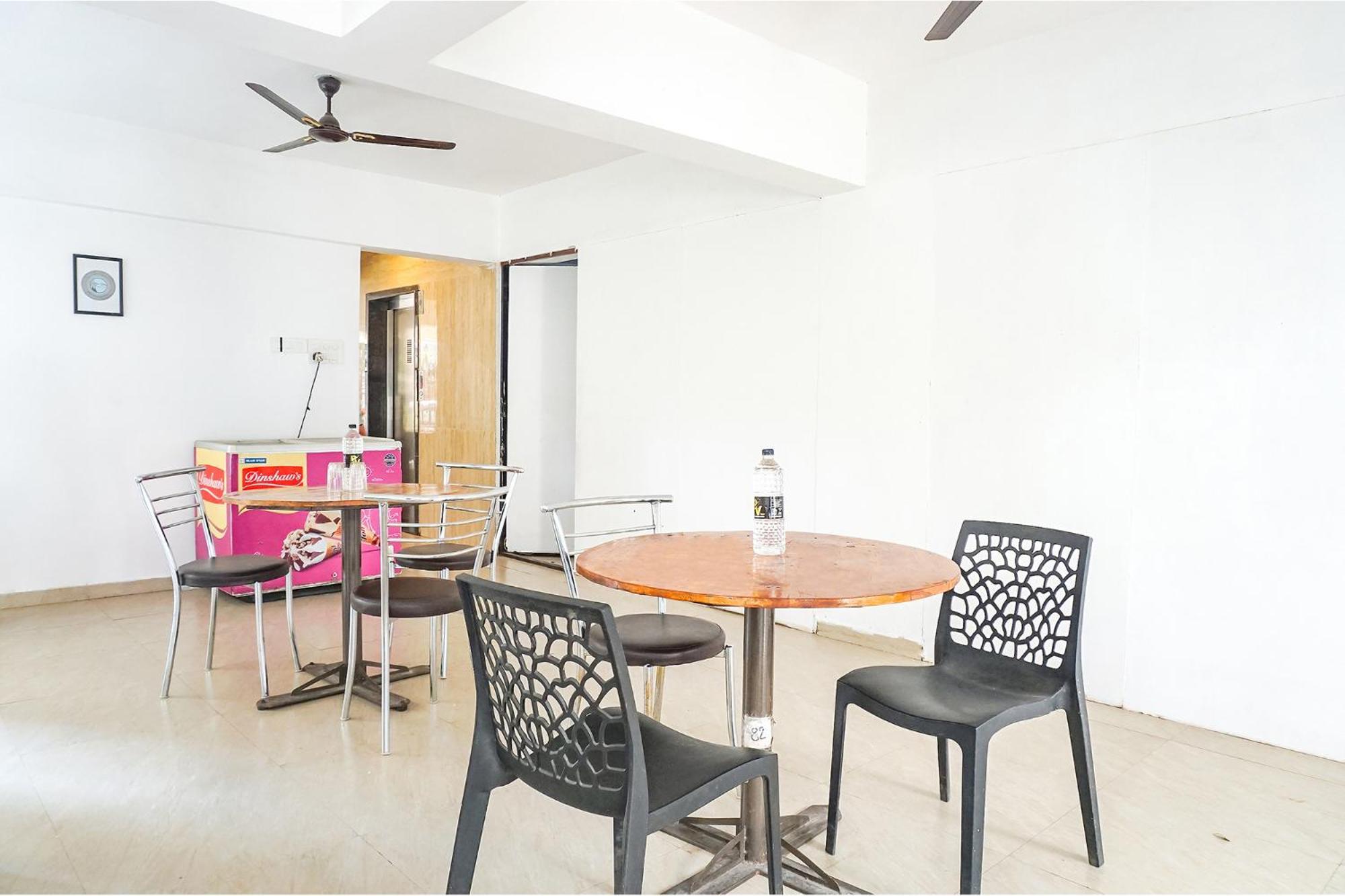 Fabhotel Saffron Inn I - Nr Darshan Museum Πούνε Εξωτερικό φωτογραφία