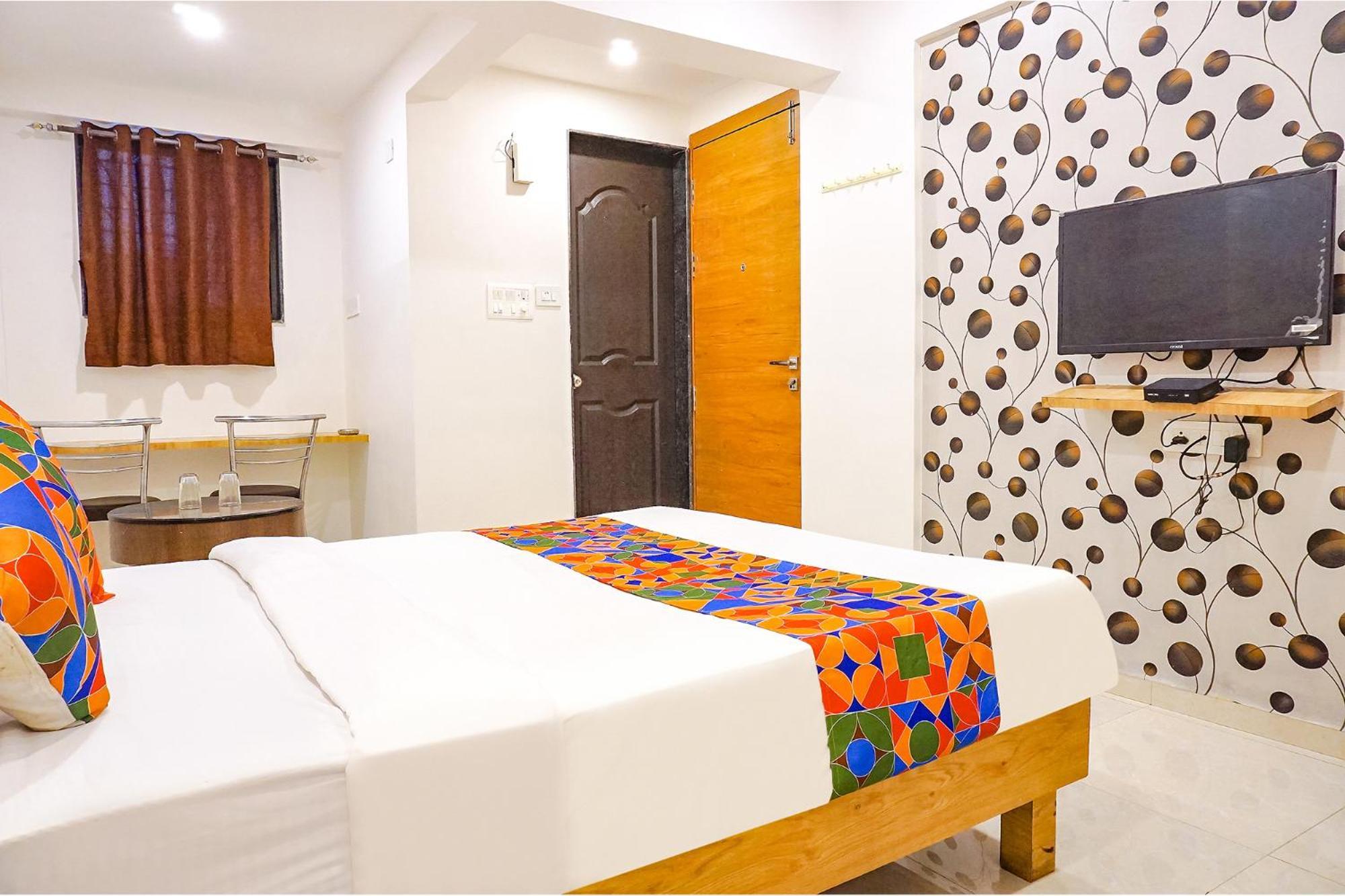 Fabhotel Saffron Inn I - Nr Darshan Museum Πούνε Εξωτερικό φωτογραφία